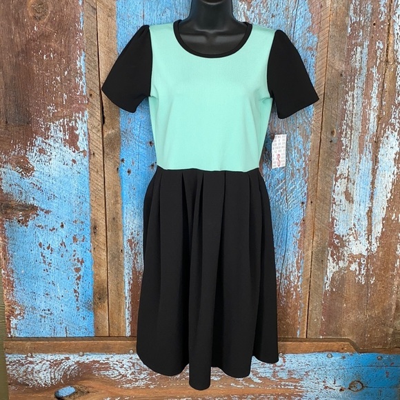 LuLaRoe Amelia Black and Mint Dress With Pockets - Picture 1 of 8